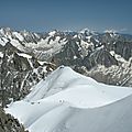 UN TOUR DANS LES ALPES : l'Aiguille du Midi et Mont Blanc du dessous (74)