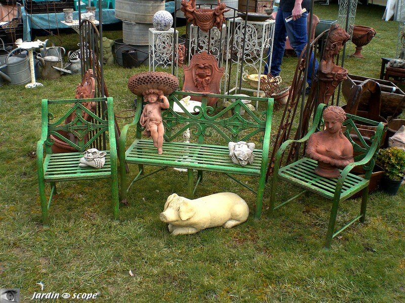 Banc et fauteuils de jardin (brocante 41 Beauregard)