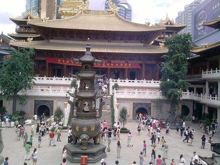 Shanghai___Le_Temple_Jing_An