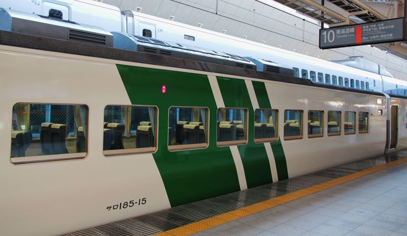 JR 185 'Original Color'
