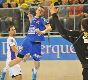 de-retour-au-jeu-apres-une-blessure-au-genou-baptiste-butto-entend-emmener-dunkerque-vers-les-somm