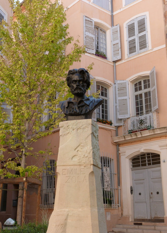 P1930753