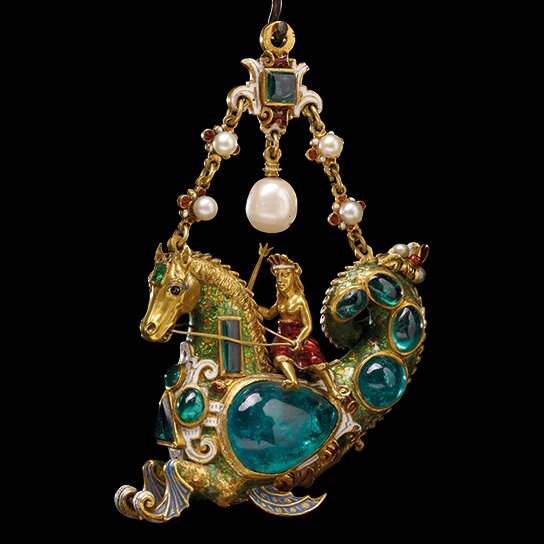 waddesdon_hippocamp_pendant_544x544