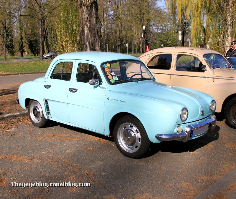Renault dauphine (Retrorencard avril 2012) 01