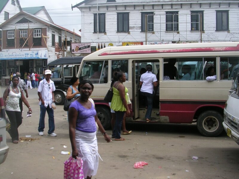 Centre-ville, un jour de marché (photo Dave)