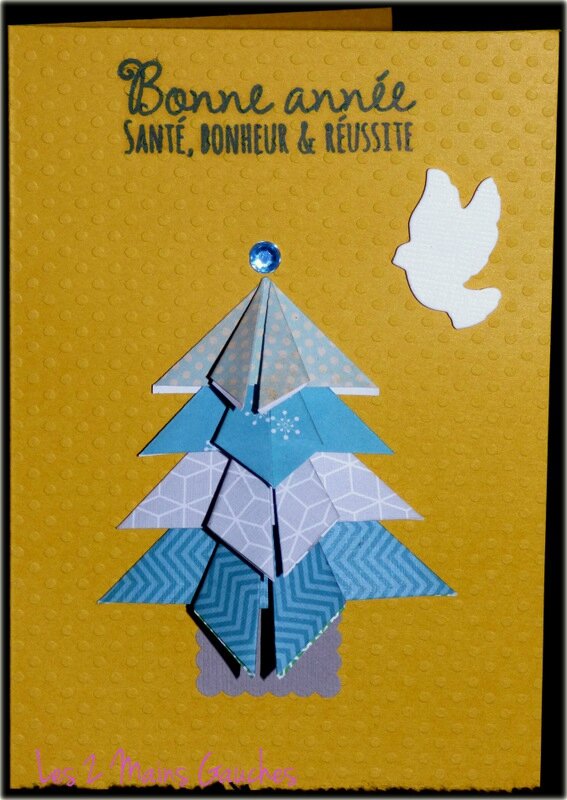 carte de voeux jaune avec sapin bleu en origami