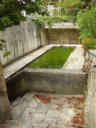 P8161571_2nd_Lavoir___Issigeac_en_P_rigord