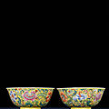 A fine pair of imperial <b>yellow</b>-<b>ground</b> <b>famille</b> <b>rose</b> bowls, Daoguang six-character sealmarks and of the period (1821-1850)