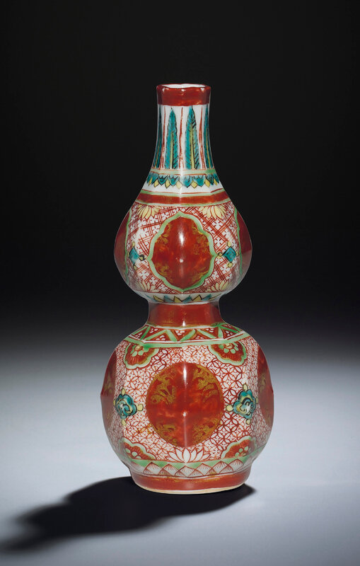 A very rare small Kinrande facetted double-gourd vase, Jaijing six-character mark and of the period (1522-1566)