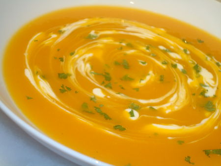 …Soupe patate douce et butternut… recettes ...Tortilla soup... (Nigella christmas)