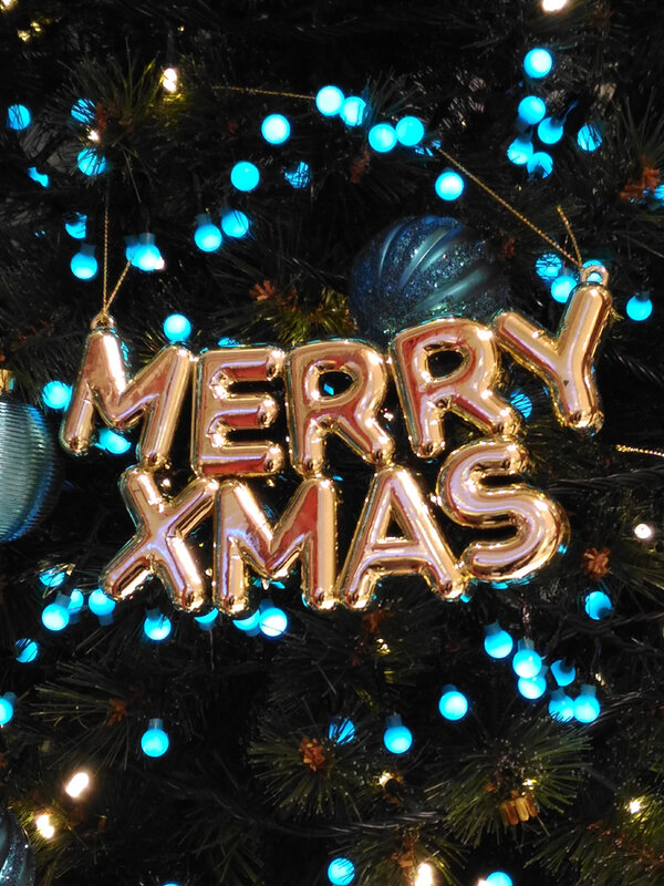 noel_2017_galeries_lafayette_merry_xmas
