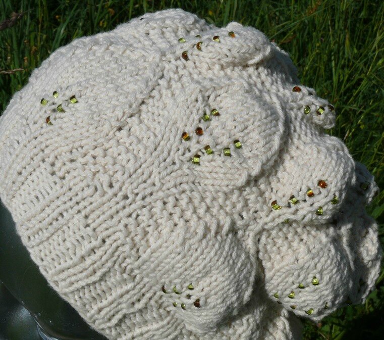 béret merisier détail feuille
