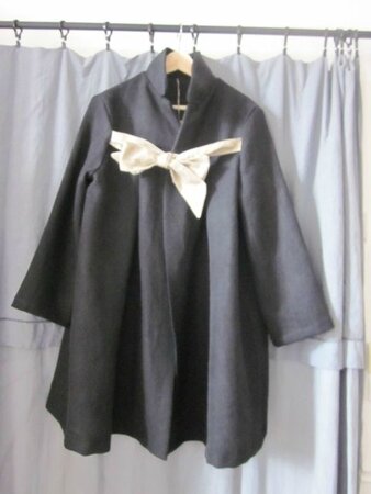 manteau d'été en lin noir et noeud en lin brut (4)