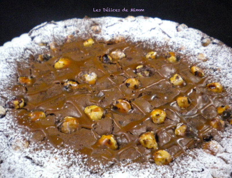 Fondant au chocolat, noisettes et caramel au beurre salé 5
