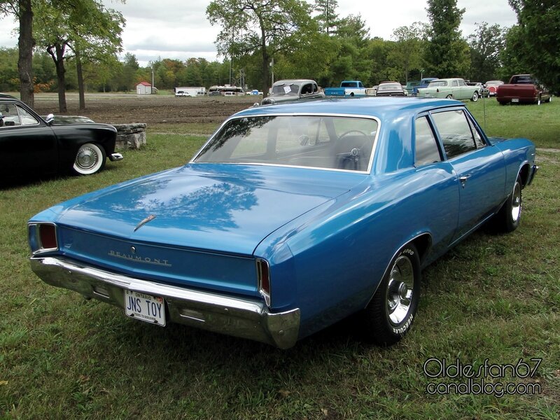 beaumont-2door-sedan-1967-02