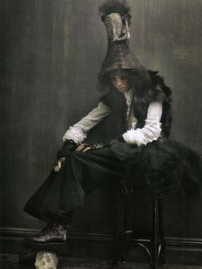 Italian_Vogue_May_2009_photo_Craig_McDean_stylist_Edward_Enninful_model_Jourdan_Dunn_Women_Management_New_York_Blog_1