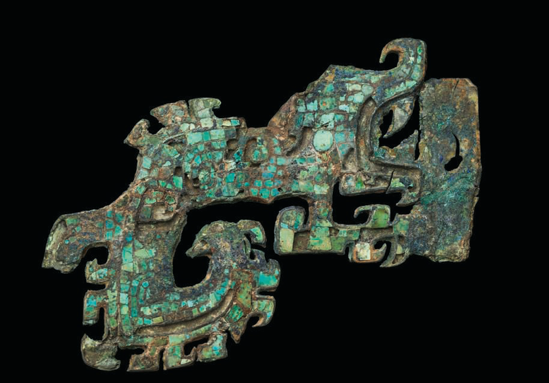 A turquoise-inlaid bronze hilt, Ge, Late Shang Dynasty (1600-1027 BC)