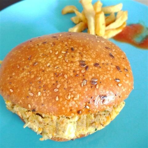 Veggie burger ON Mobile Burger ©Kid Friendly