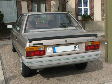 Renault9Broadwayar