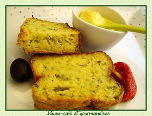 Pain_de_courgettes_au_parmesan__18_
