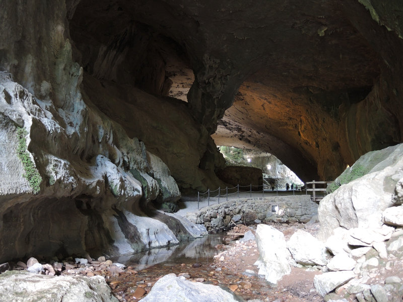 Zugarramurdi, la grotte, entrée sud