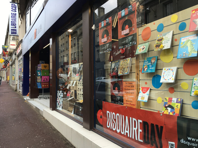 Disquaire Day_Record Store Day_2016_Coutances_librairie OCEP_rue Saint-Nicolas