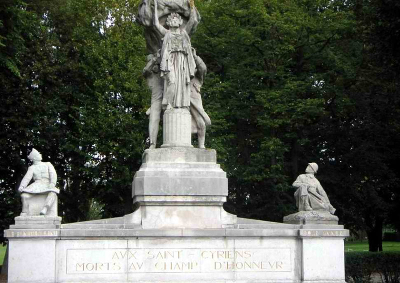 Monument St Cyr