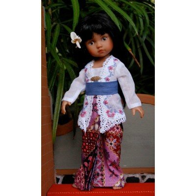 kadek-tuesday-s-child-le-75-boneka