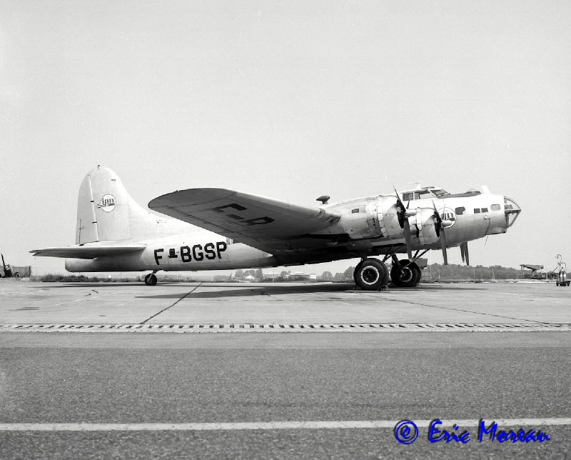 B-17 F-BGSP Profil D Creil 160580 EM
