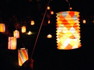 LAMPIONS