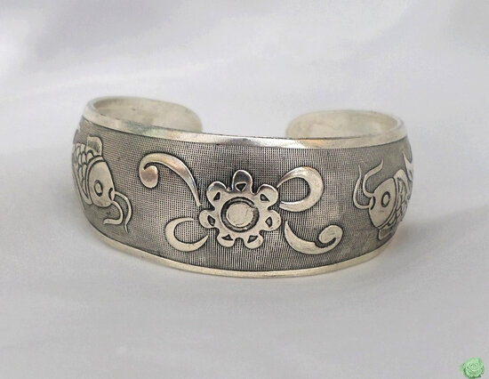 Bracelet Totem Tibétain Rigide Poissons Et Fleur de Lotus Ajustable Argent du Tibet