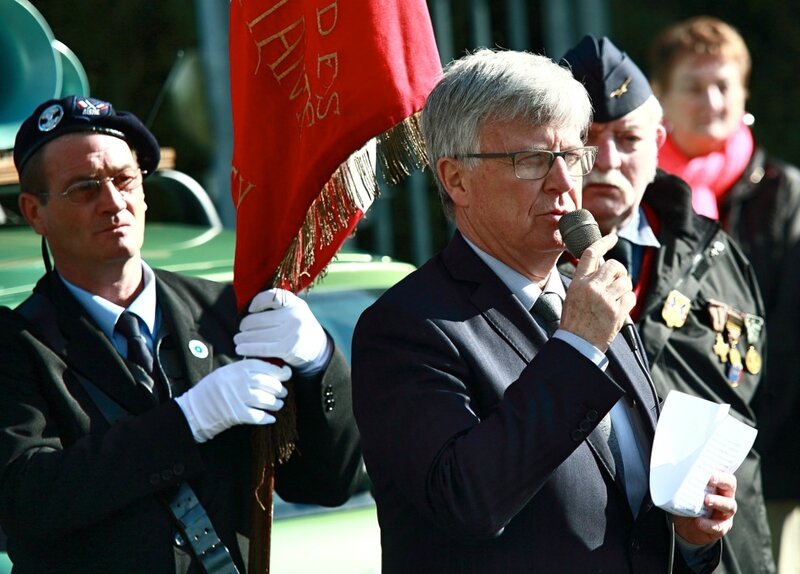 EFFRY OSSUAIRE 2014 stèle 2007 discours YD