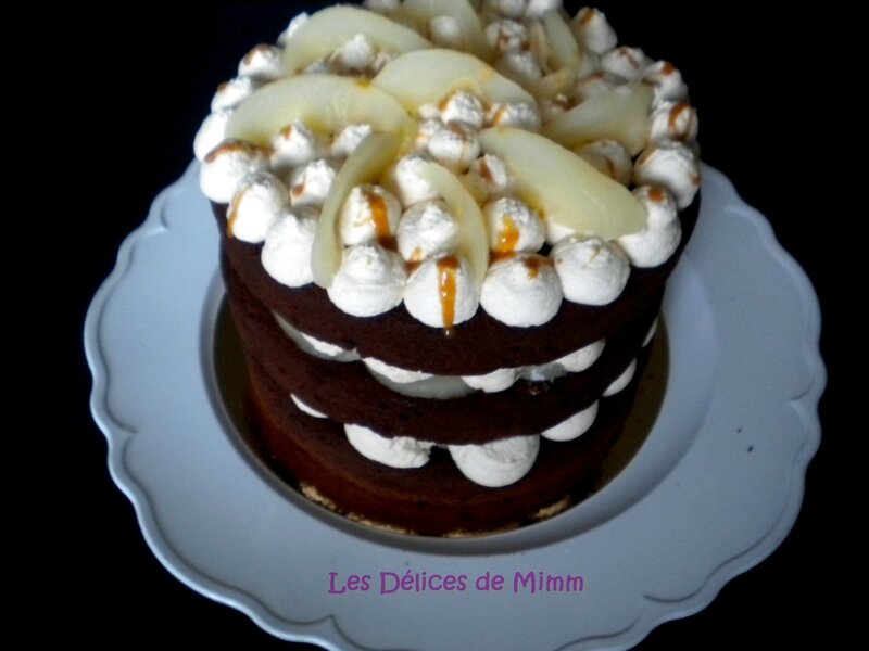 Naked cake chocolat, poires et caramel au beurre salé 3
