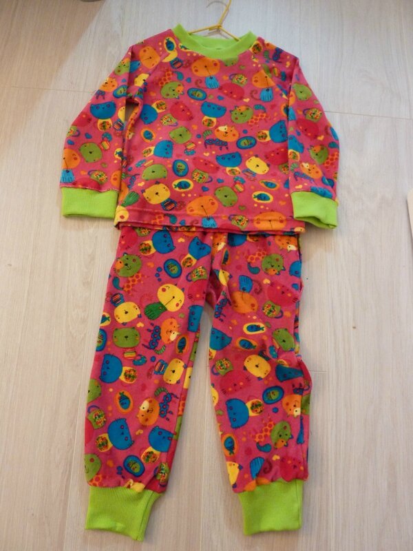 Lucas Pyjama complet P1040109