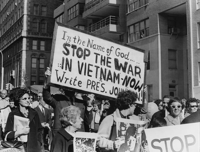 640_guerre_manifestation_contre_guerre_vietnam_gettyimages-107417468