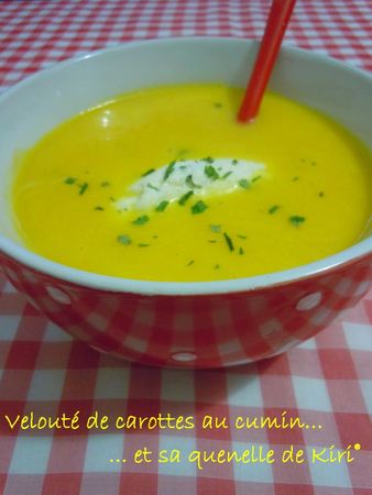 velouté carottes-cumin et sa quenelle kiri (228)