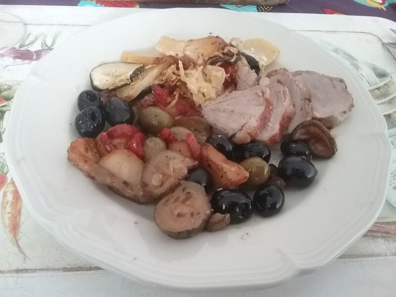 Filet mignon de porc et legumes provençaux au four1