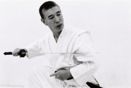 Maître Noro au sabre