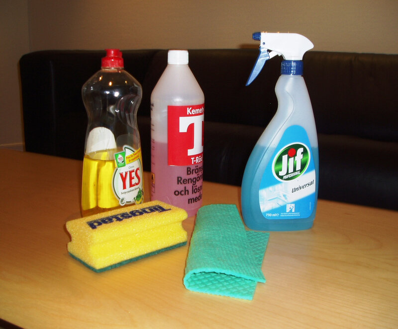 Cleaning tools, auteur Nordelch novembre 2007