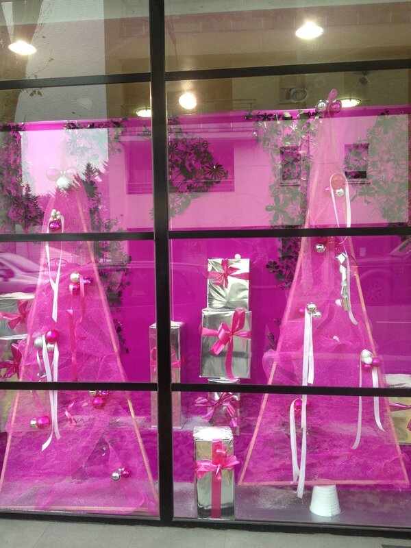 vitrine fushia et noir