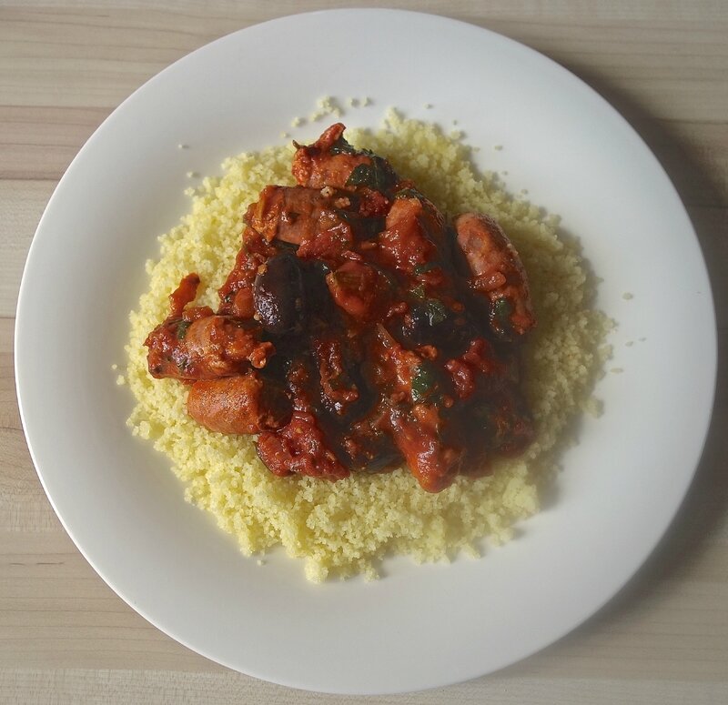 tajine de merguez aux olives - graine de couscous