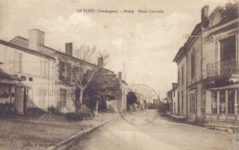 le fleix place centrale 2