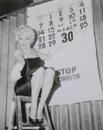 2017-03-27-Marilyn_through_the_lens-lot64