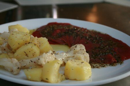 Carpaccio de boeuf et sa salade chaud-froid de pommes de terre recettes legumes Pommes de terre au four glacées au vinaigre, daprès Jamie Oliver