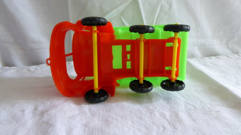 JB 00983