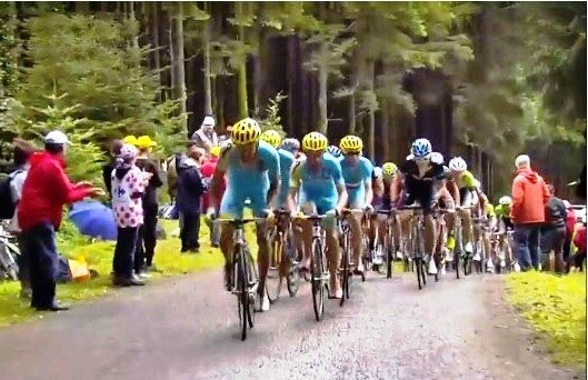 Photo Capture Youtube D Col de Chevrères Peloton 2