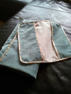 Matelas à langer et pochette à couches velours Aqua
