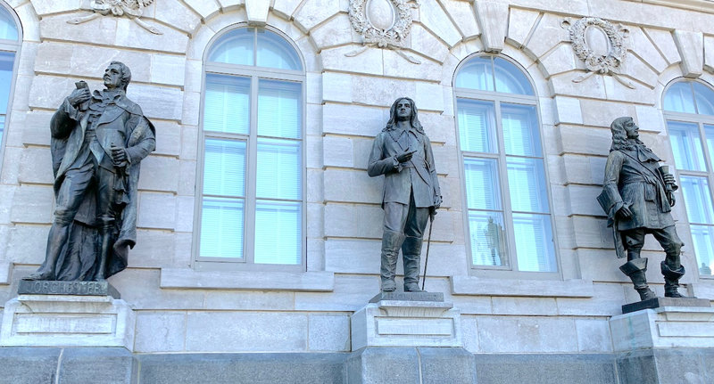 Statue Parlement