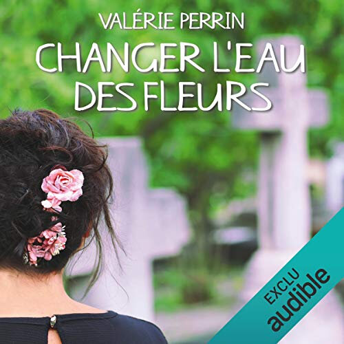 Changer l'eau des fleurs