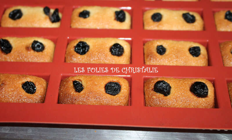 Financiers myrtilles 3